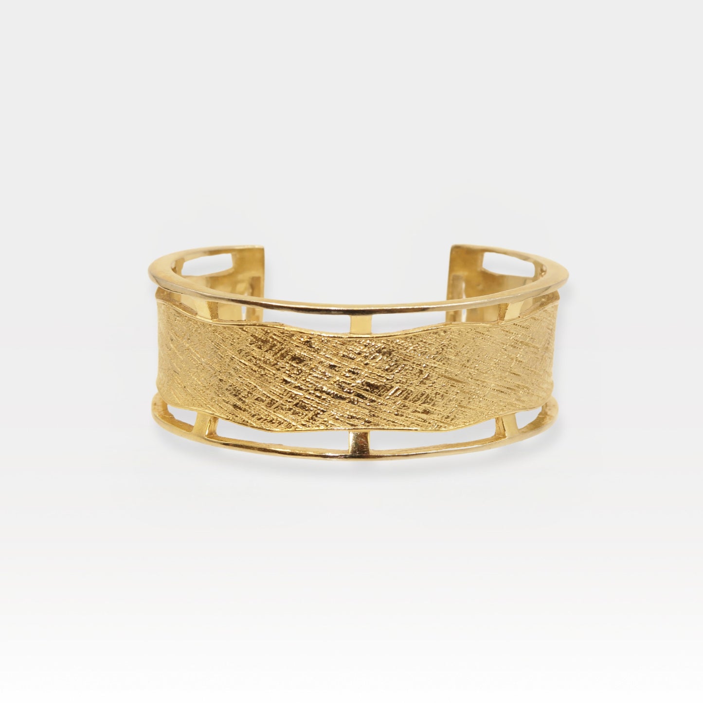 Contour Cuff
