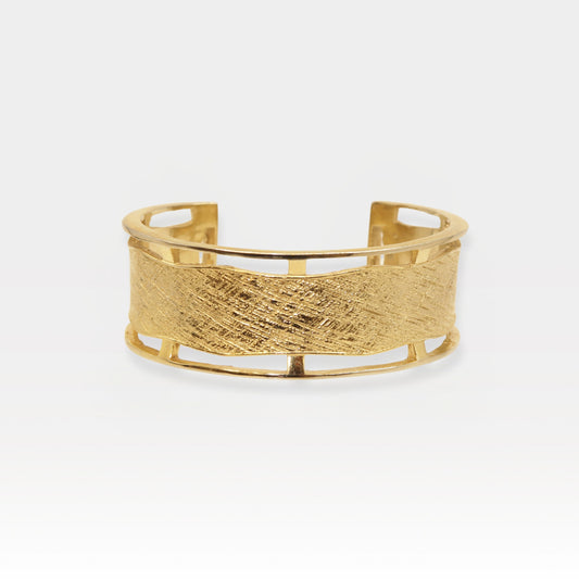 Contour Cuff